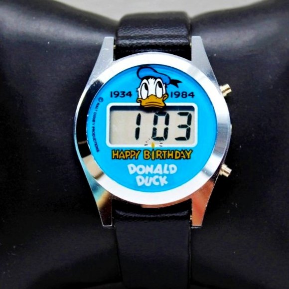 Vintage Walt Disney Donald Duck Watch - Picture 1 of 4